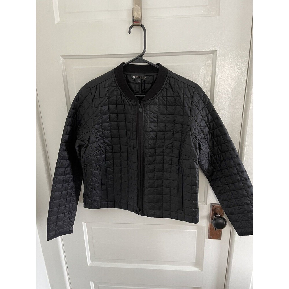 Athleta Recycled Grandview Shortie Black Quilted Jacket Size XS